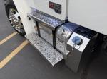 FREIGHTLINER BUSINESS CLASS M2 106 PLUS