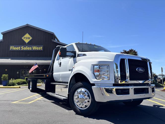 FORD F650 XLT SD