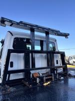FREIGHTLINER BUSINESS CLASS M2 106