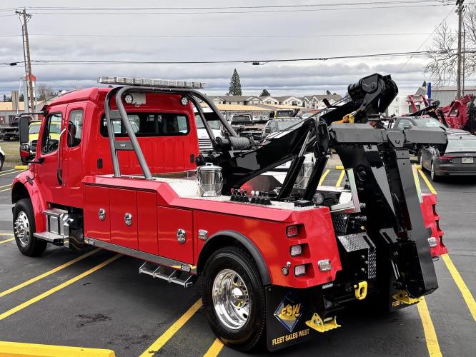 FREIGHTLINER BUSINESS CLASS M2 106