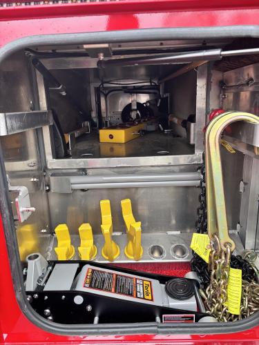 FREIGHTLINER BUSINESS CLASS M2 106