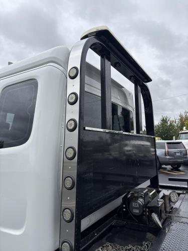 FREIGHTLINER BUSINESS CLASS M2 106