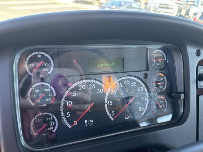 FREIGHTLINER BUSINESS CLASS M2 106