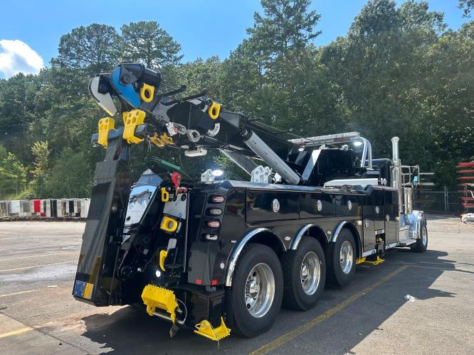 PETERBILT 389