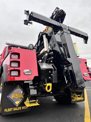 FREIGHTLINER BUSINESS CLASS M2 106