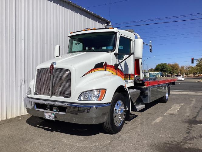 KENWORTH T270