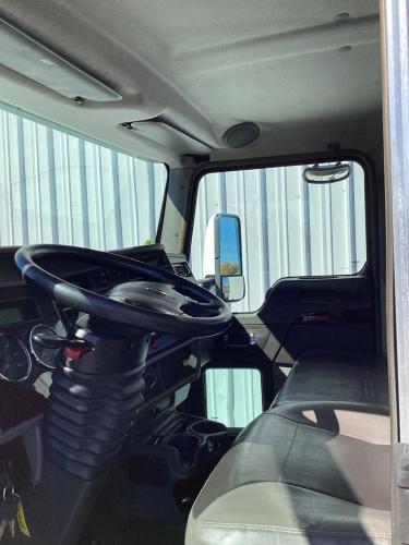 KENWORTH T270