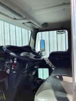 KENWORTH T270