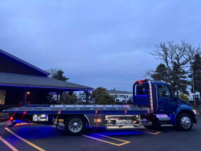 PETERBILT 536
