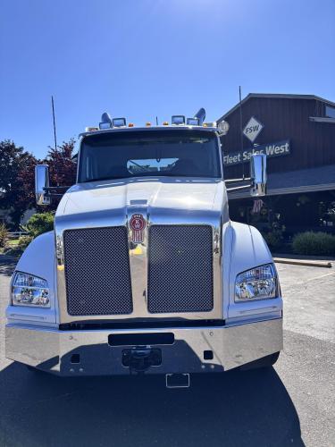 KENWORTH T880