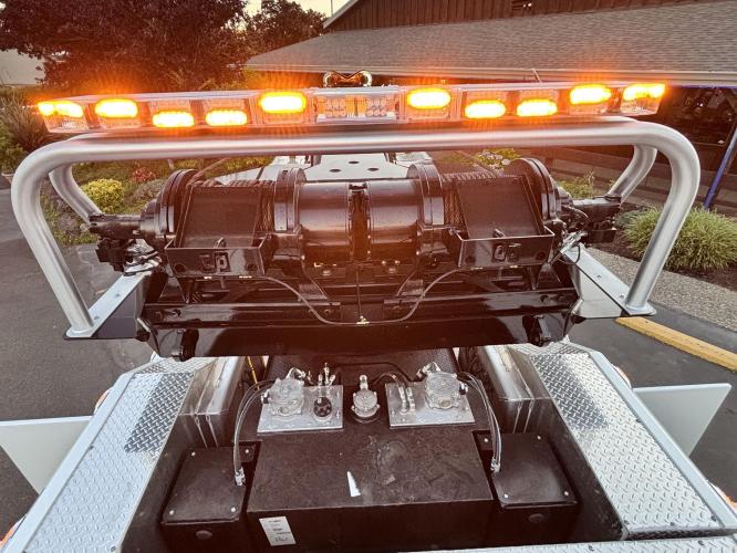 KENWORTH T880