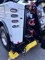 KENWORTH T880