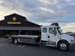 FREIGHTLINER BUSINESS CLASS M2 106 PLUS