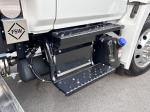 FREIGHTLINER BUSINESS CLASS M2 106