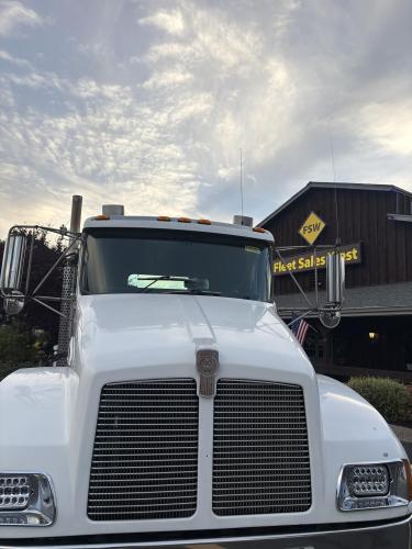 KENWORTH T300