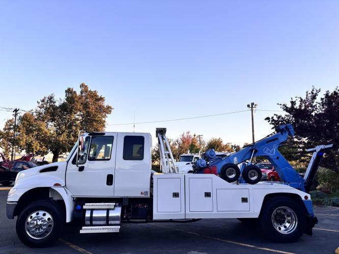 INTERNATIONAL DURASTAR 4300
