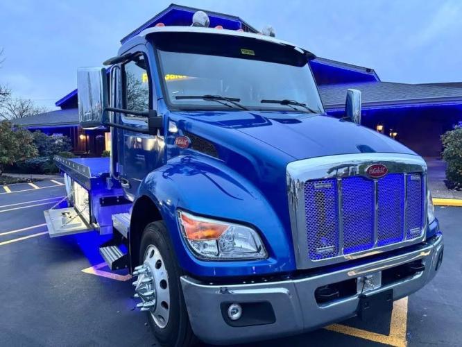 PETERBILT 536