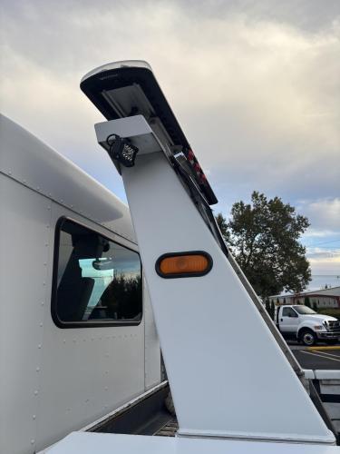 KENWORTH T300