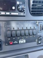 FREIGHTLINER BUSINESS CLASS M2 106