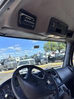 FREIGHTLINER BUSINESS CLASS M2 106