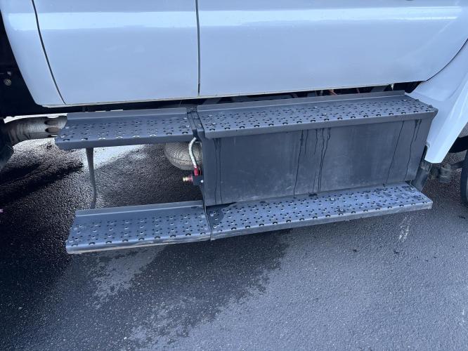 FORD F650 XLT SD