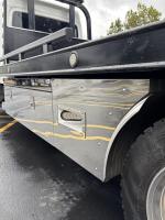 FREIGHTLINER BUSINESS CLASS M2 106