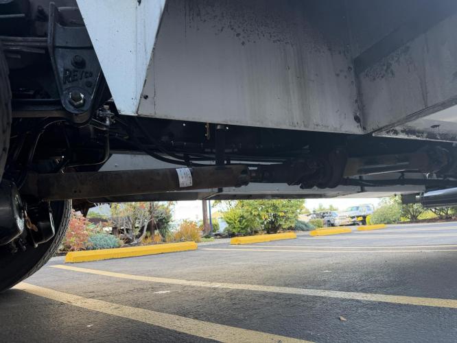 KENWORTH T300