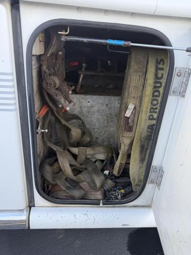 KENWORTH T300