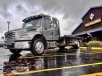 FREIGHTLINER BUSINESS CLASS M2 106 PLUS