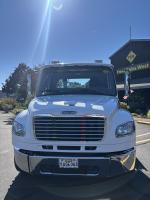 FREIGHTLINER BUSINESS CLASS M2 106