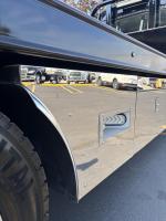 FREIGHTLINER BUSINESS CLASS M2 106 PLUS