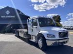 FREIGHTLINER BUSINESS CLASS M2 106