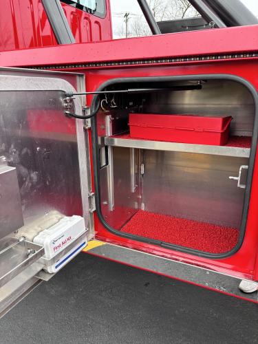 FREIGHTLINER BUSINESS CLASS M2 106