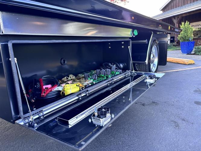 CHEVROLET SILVERADO 5500HD
