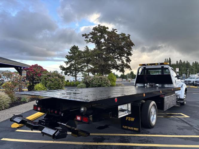 FORD F650 XLT SD