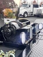 FREIGHTLINER BUSINESS CLASS M2 106 PLUS