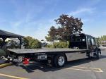 FREIGHTLINER BUSINESS CLASS M2 106 PLUS
