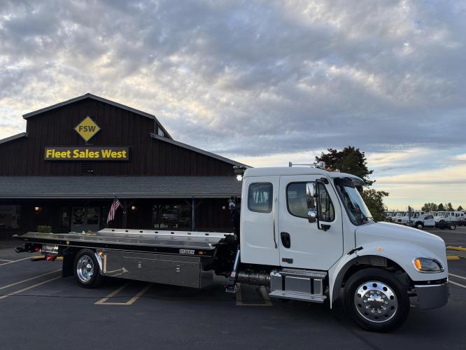 FREIGHTLINER BUSINESS CLASS M2 106 PLUS