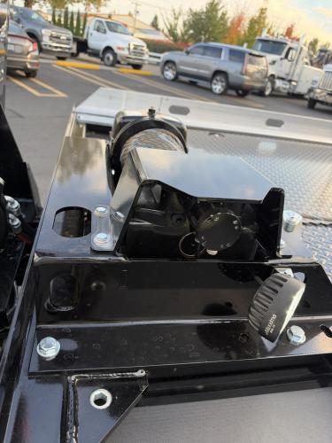 FREIGHTLINER BUSINESS CLASS M2 106 PLUS