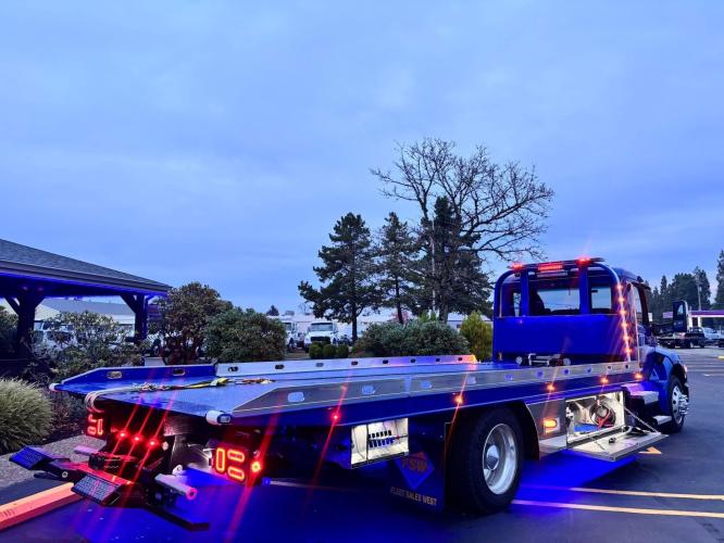 PETERBILT 536