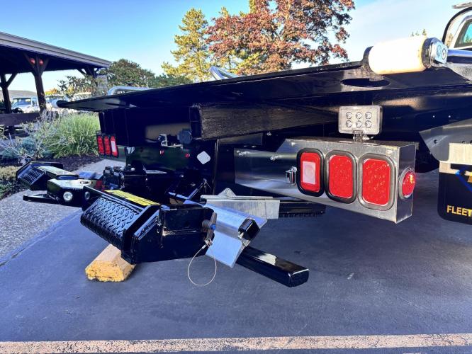 CHEVROLET SILVERADO 5500HD