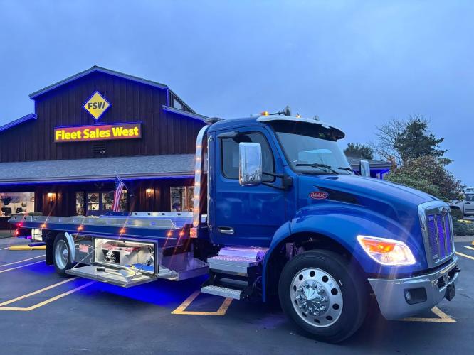 PETERBILT 536