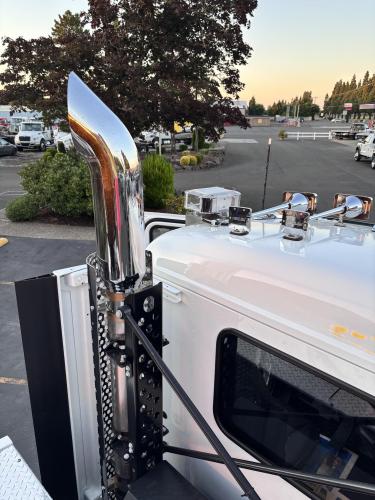 KENWORTH T880