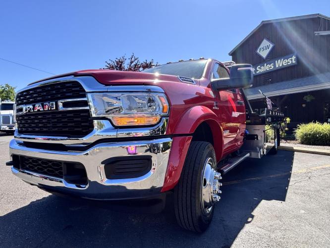 RAM 5500 SLT