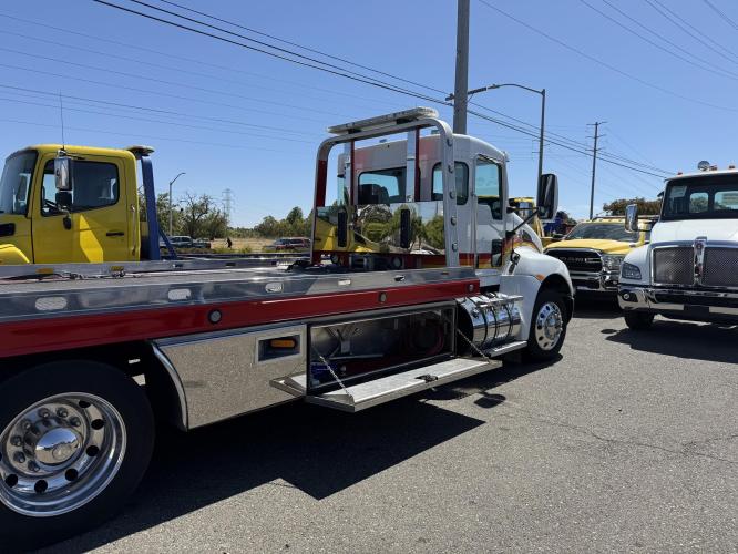 KENWORTH T270