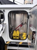 FREIGHTLINER BUSINESS CLASS M2 106 PLUS