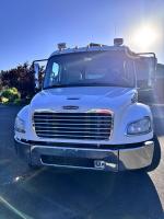 FREIGHTLINER BUSINESS CLASS M2 106