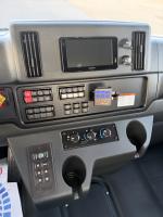 FREIGHTLINER BUSINESS CLASS M2 106 PLUS