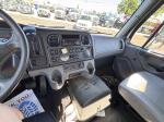 FREIGHTLINER BUSINESS CLASS M2 106
