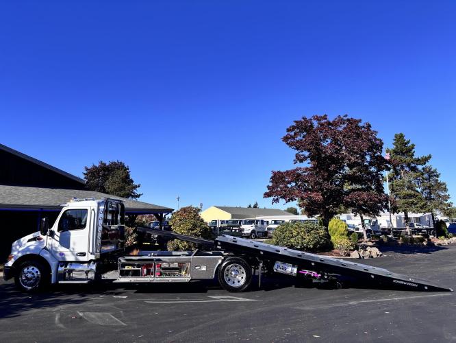 PETERBILT 536